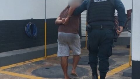 Homem é preso em Santa Maria do Pará após ameaçar motoristas de coleta de lixo